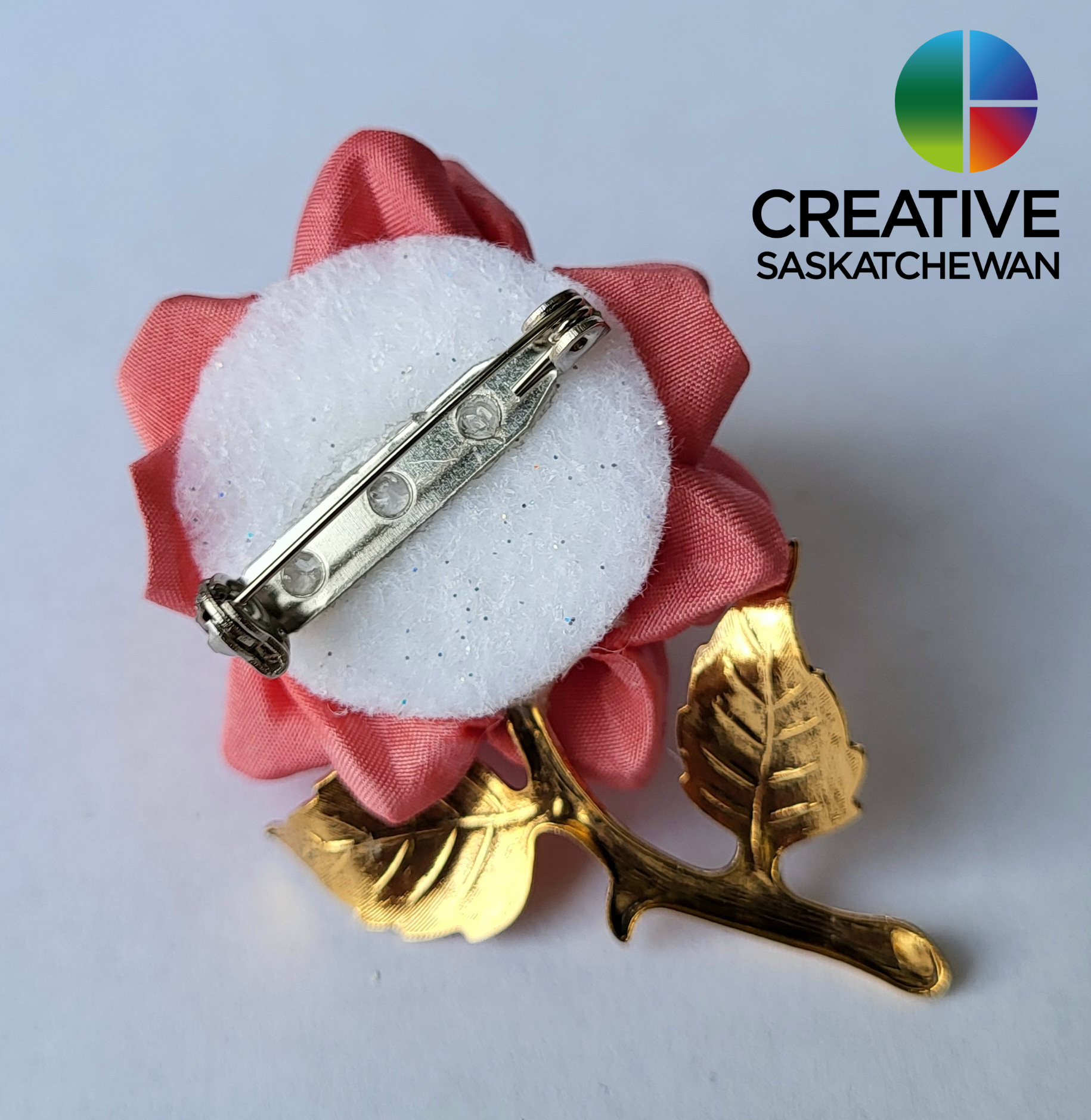 RoseBroochBack-cs
